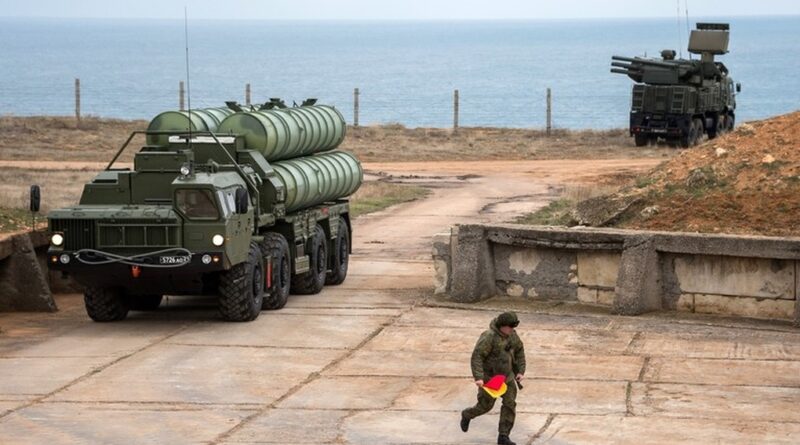 Russia exposed air defense vulnerabilities when Ukraine attacked the `heart` of the Black Sea Fleet 0